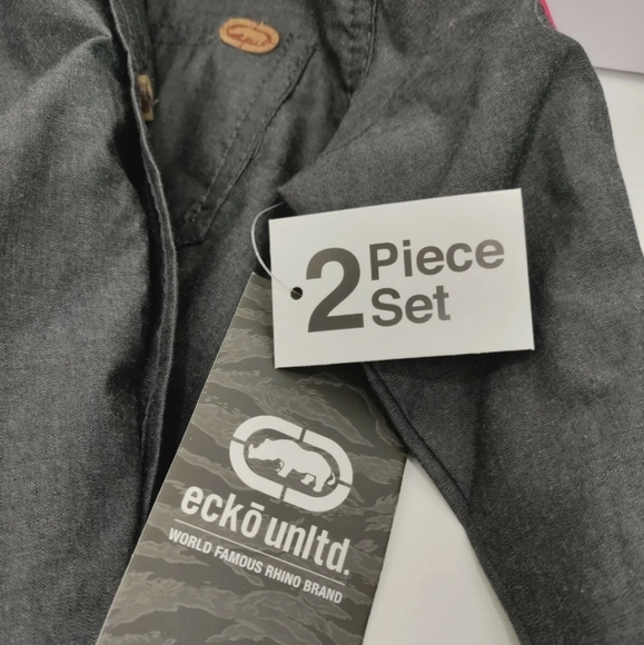 🆕️Ecko Unltd Boys 2pc Outfit Sz 3T Dark Gray, Red, Khaki, White NWT - Picture 4 of 10